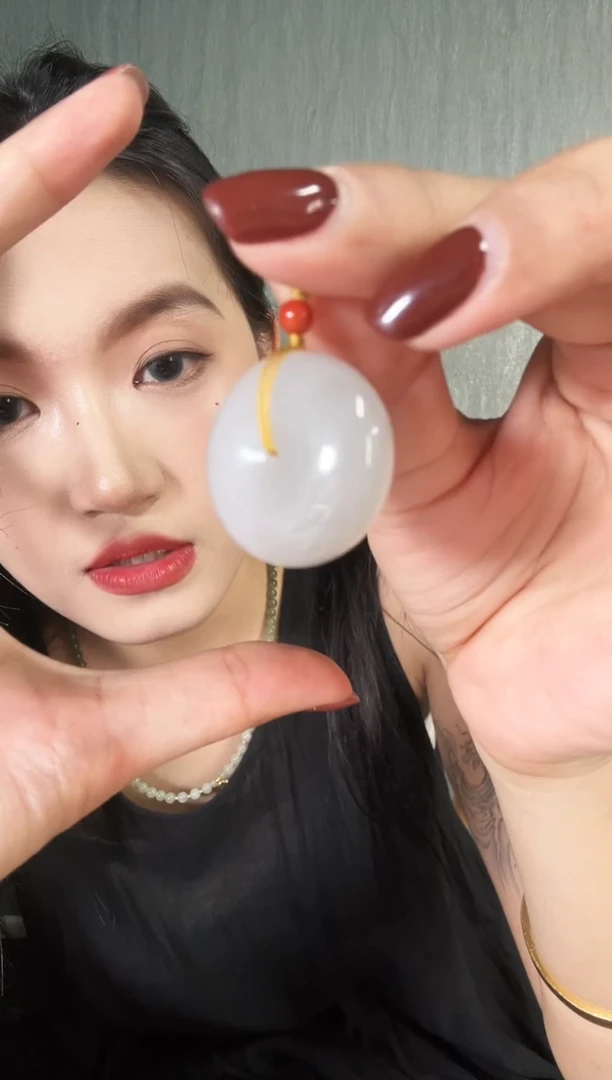 和田玉未镶嵌吊坠(不含链)羽*萍大平安扣