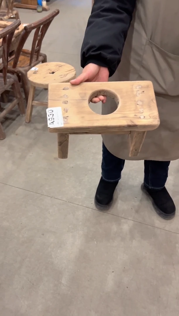 木（非红木类）小凳子