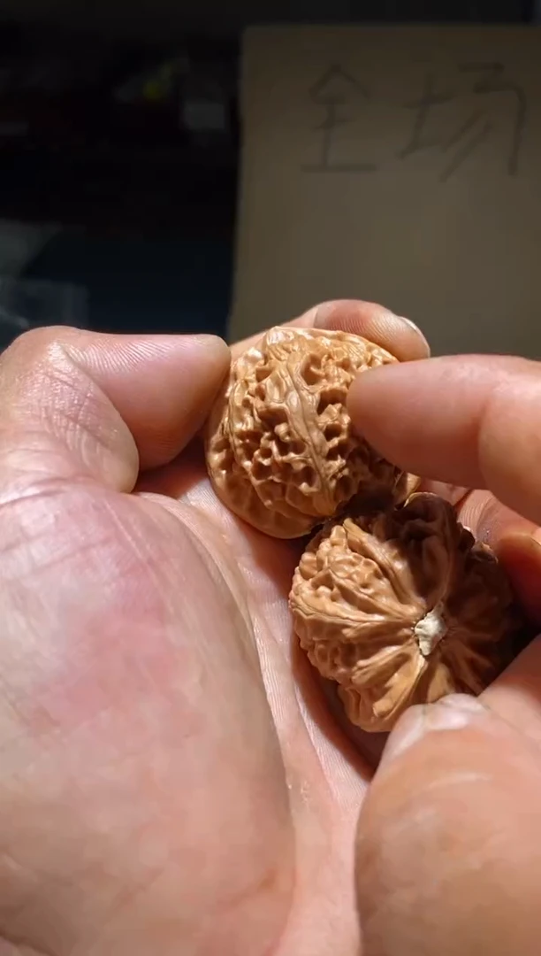 文玩核桃把件宫灯38-39左右全品打底