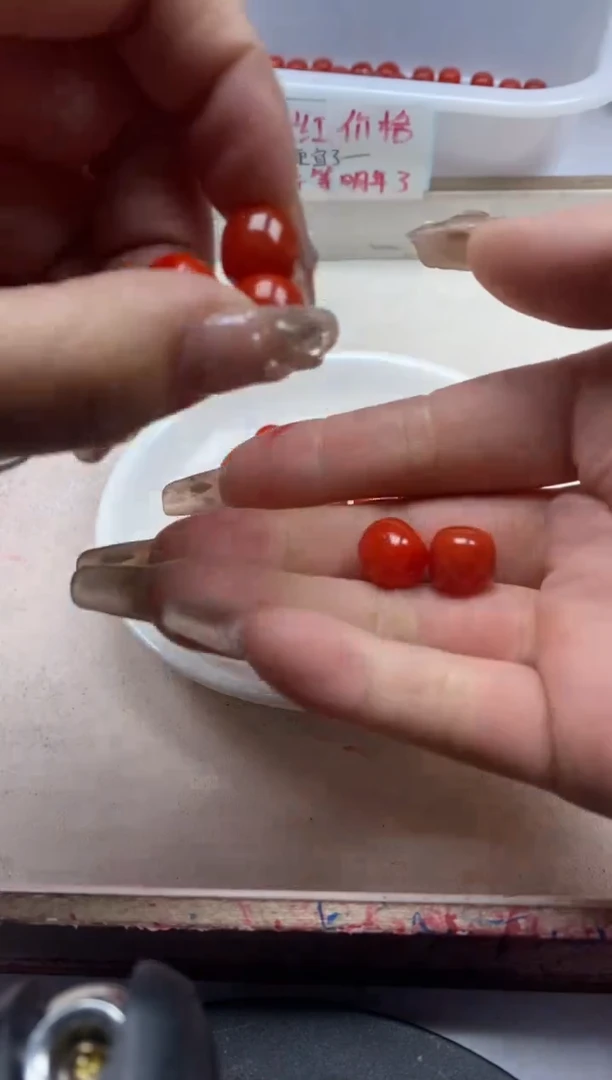 【闪购商品】南红玛瑙颈饰未镶嵌w1405南红老型11*10mm*5颗