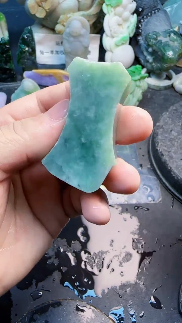 翡翠挂件未镶嵌天然翡翠030