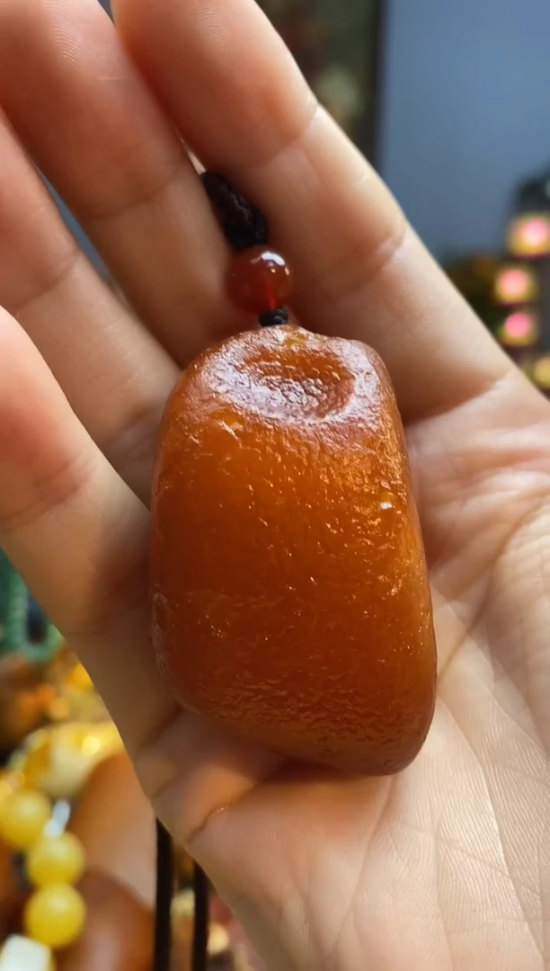 琥珀颈饰未镶嵌吊坠
