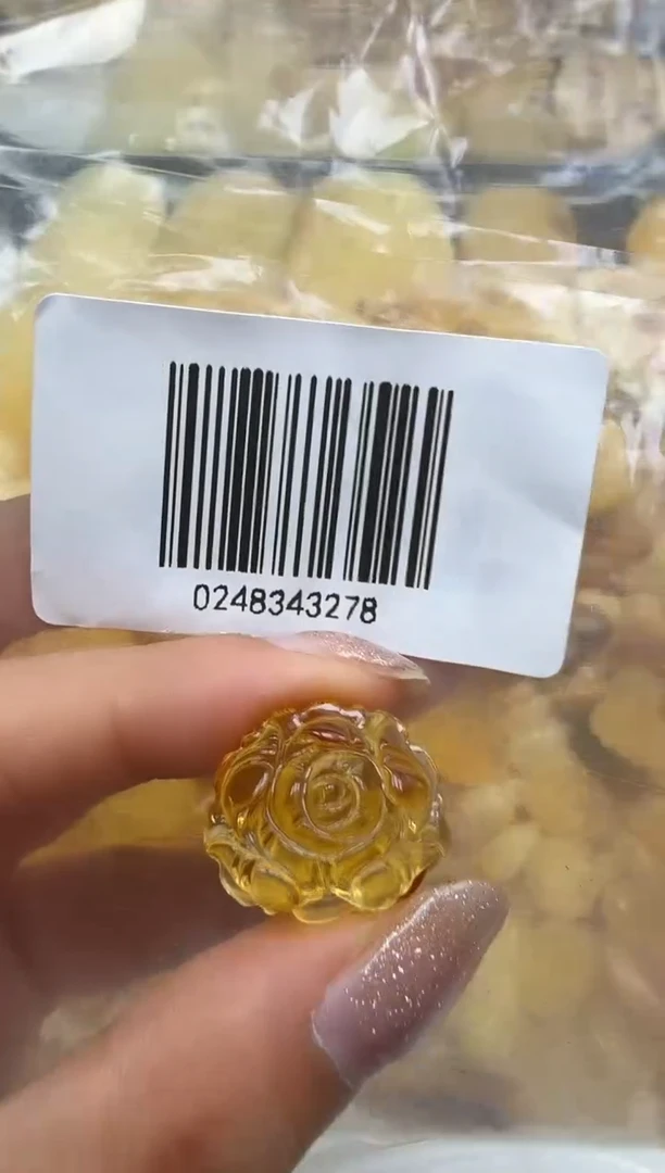 裸石琥珀未镶嵌如图