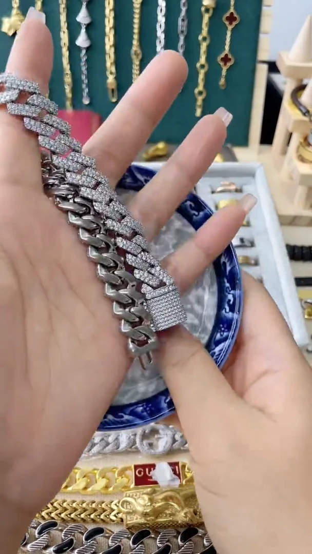 瓷片AAAAAAAAAAAAAAAAAA