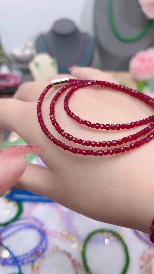 银S925镶嵌手链红宝石吸扣99