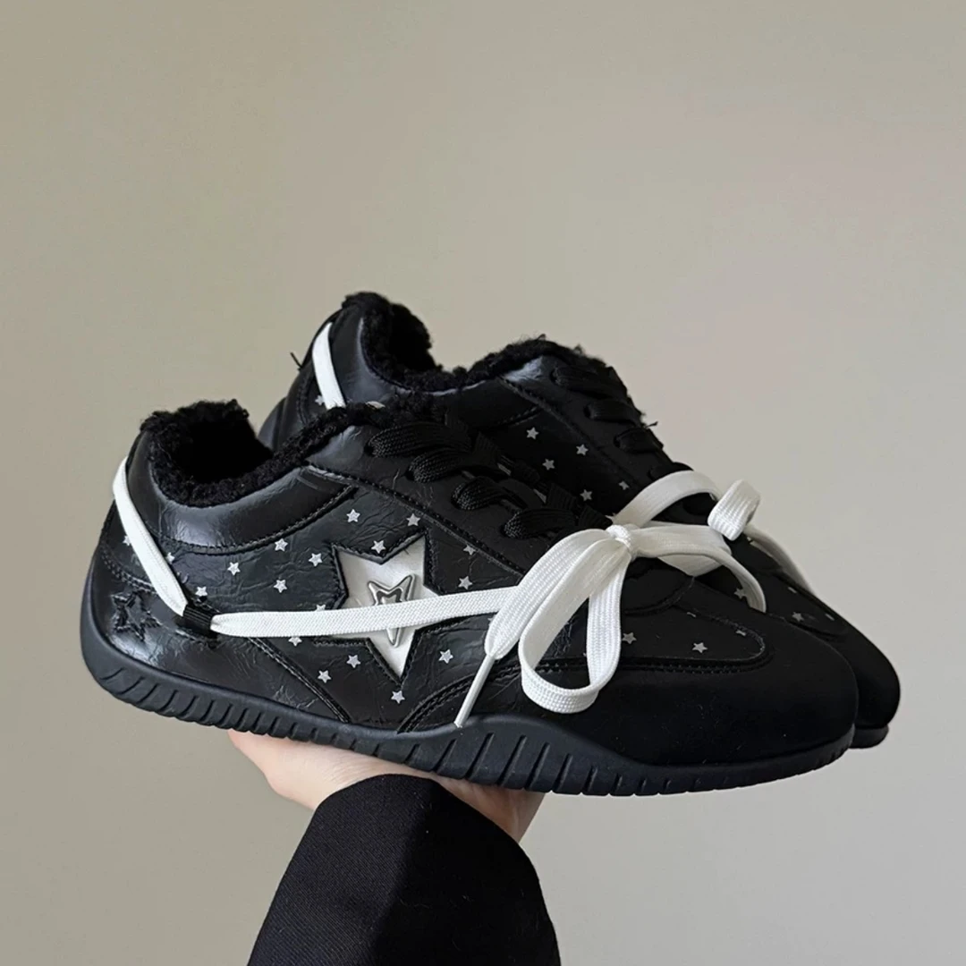 NSTCU·【加绒星星小白鞋】原创设计板鞋复古百搭冬季2025年休闲女鞋