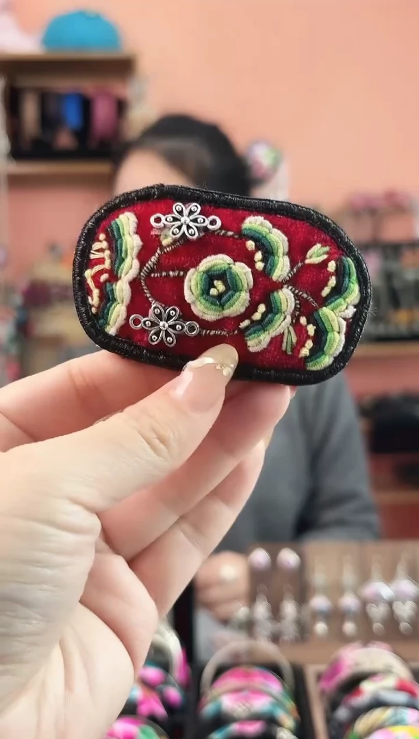 织绣艺枝独绣手工饰品34