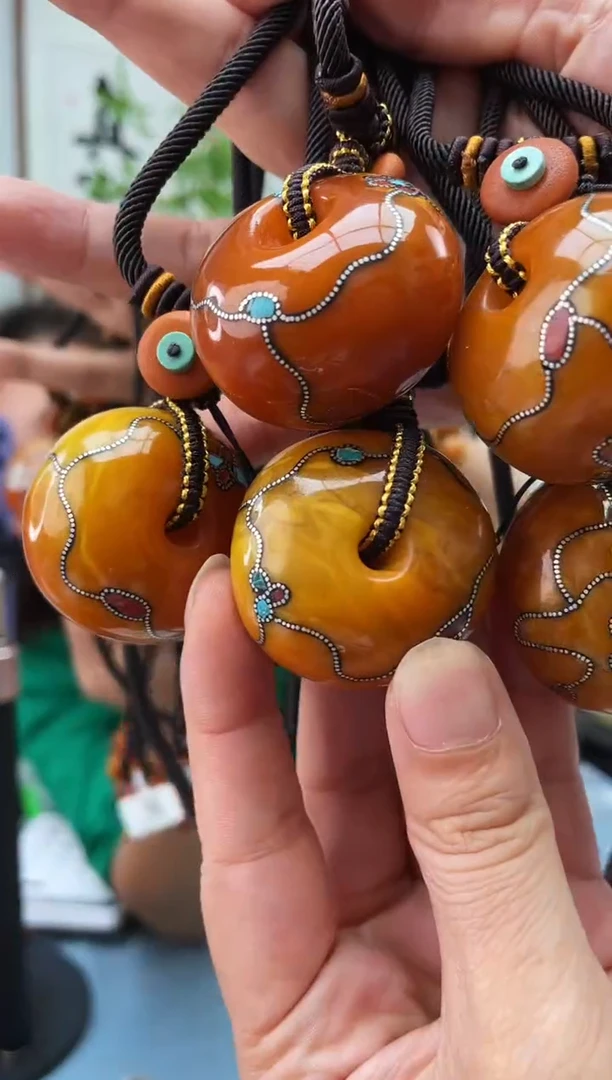 未镶嵌琥珀珠宝奇石027多样性发一