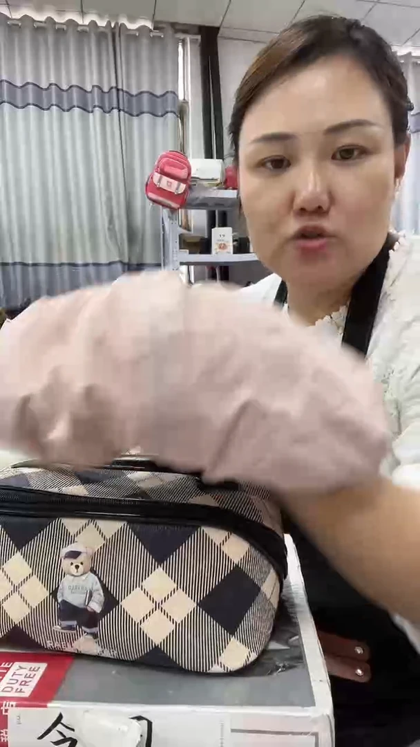 牦牛剖层皮革琪老板女包1号店超好看
