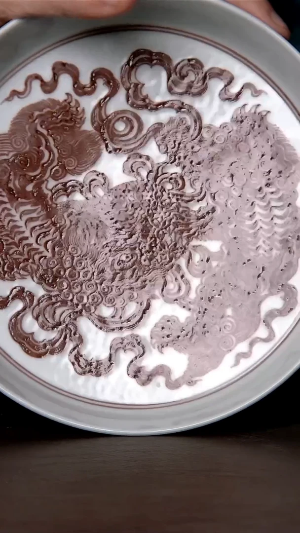 其他瓷釉里红双狮壶承