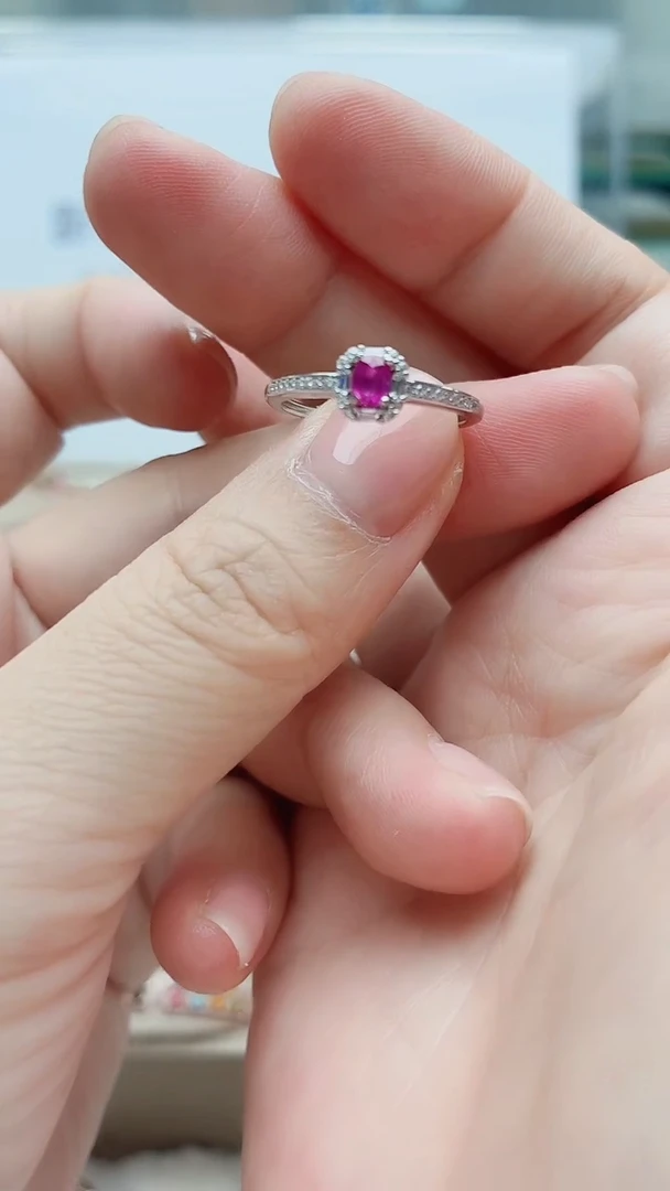 银S925镶嵌戒指红宝石058ZB1114产品一个（多样性）