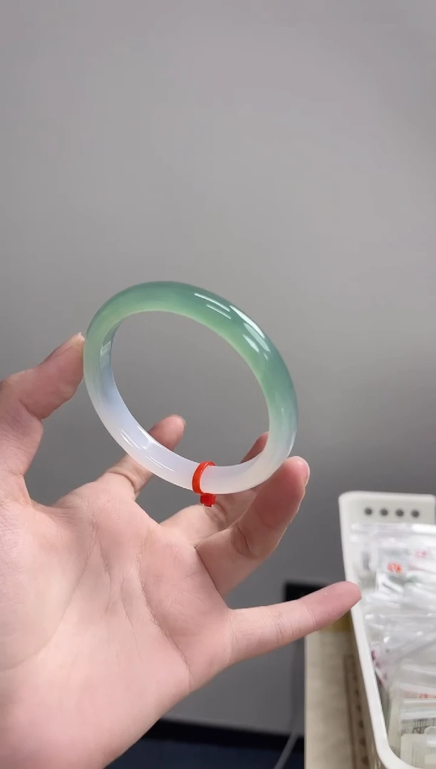 手镯玛瑙/玉髓未镶嵌58-59圈