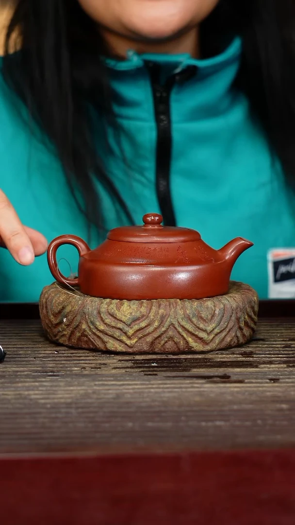 宜兴原矿紫砂壶茶壶宜兴原矿紫砂壶茶壶200C