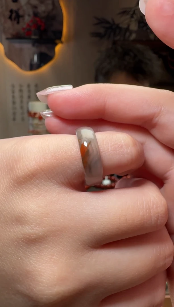 未镶嵌原矿无优化无注胶戒圈南红玛瑙一个