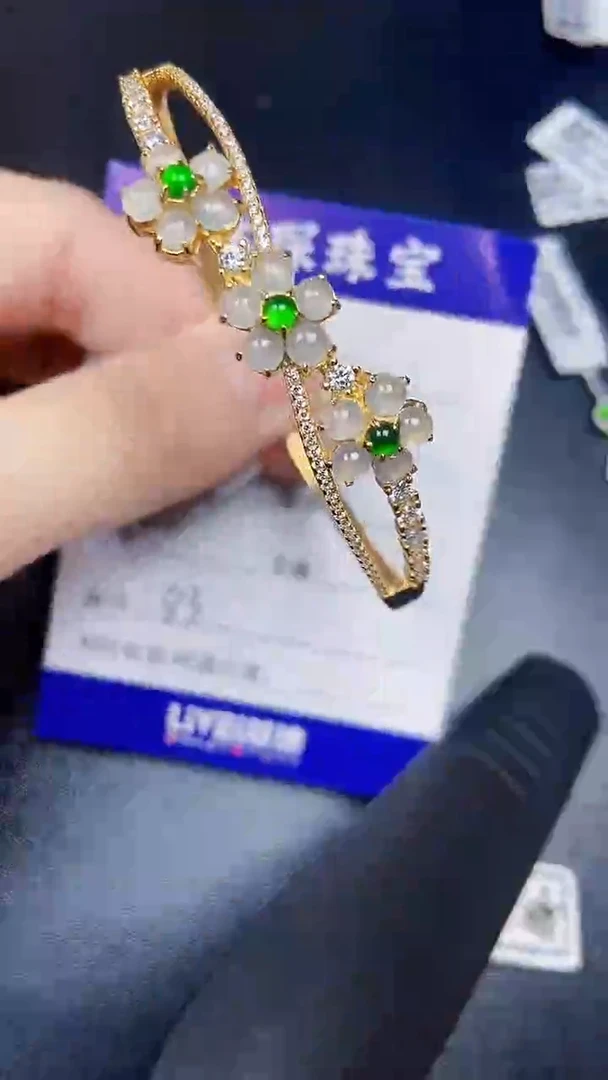 银S925镶嵌戒指翡翠8300