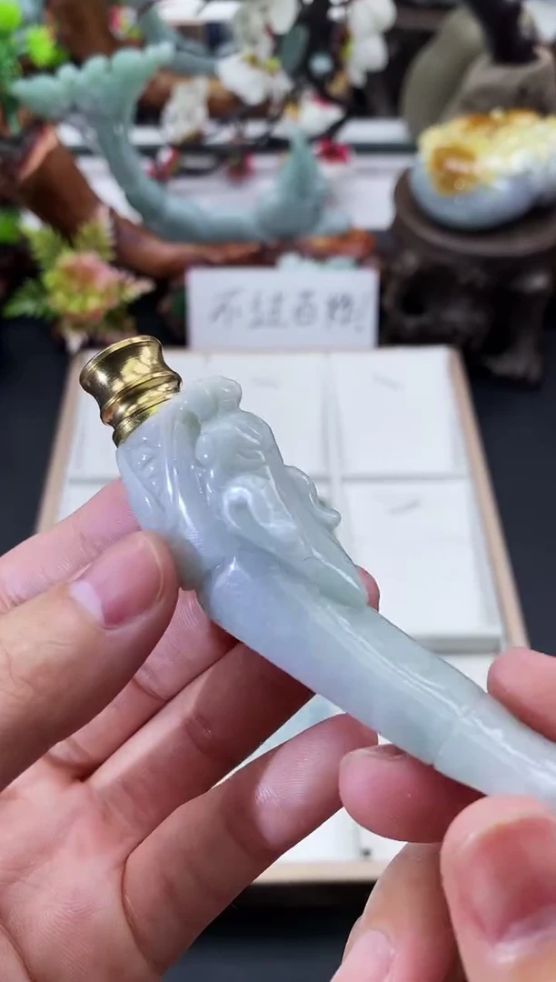 翡翠未镶嵌颈饰天然缅甸A货翡翠