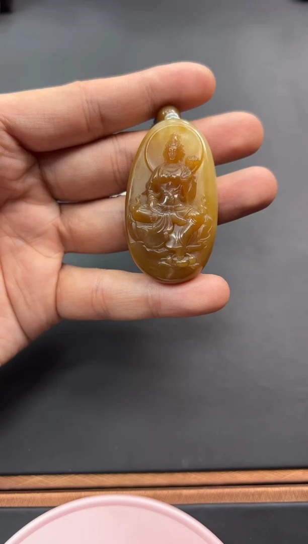 【闪购商品】和田玉吊坠(赠链)未镶嵌且末金山微色差吊坠