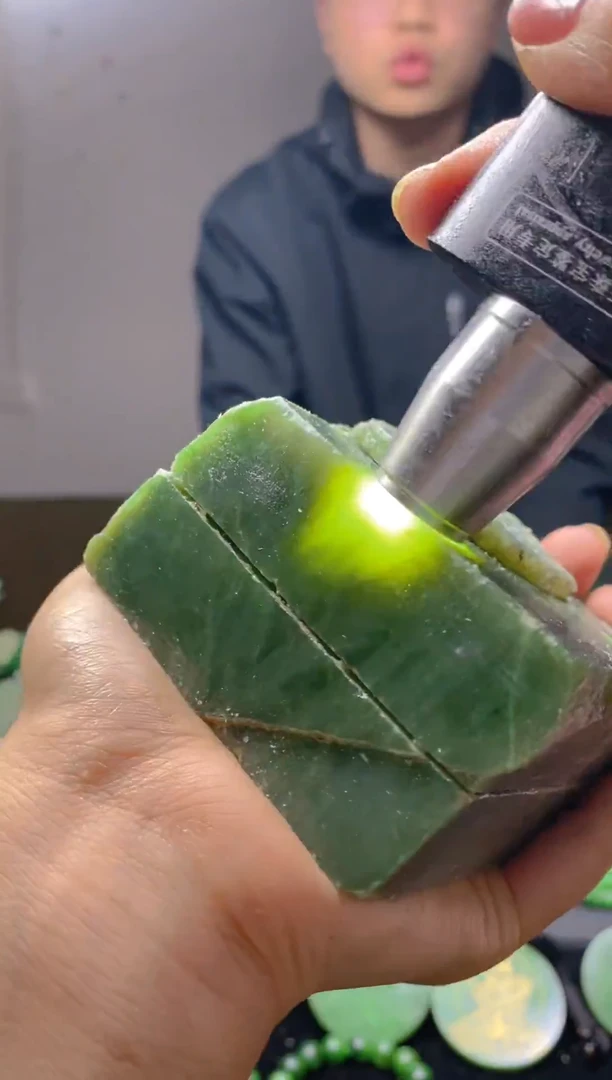 未镶嵌和田玉珠宝半成品1