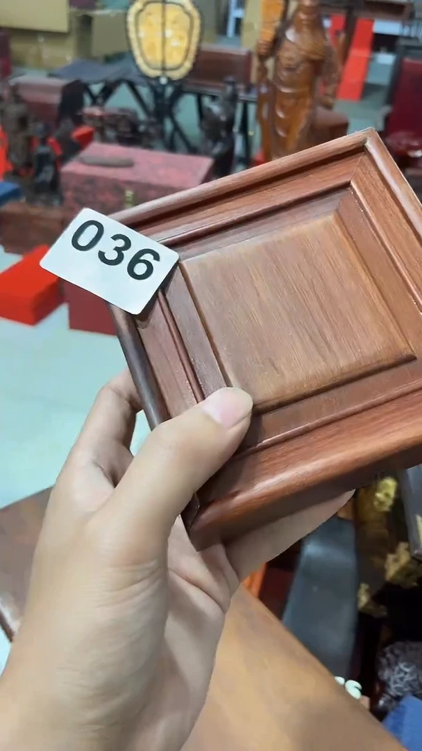 木036 正方手镯盒