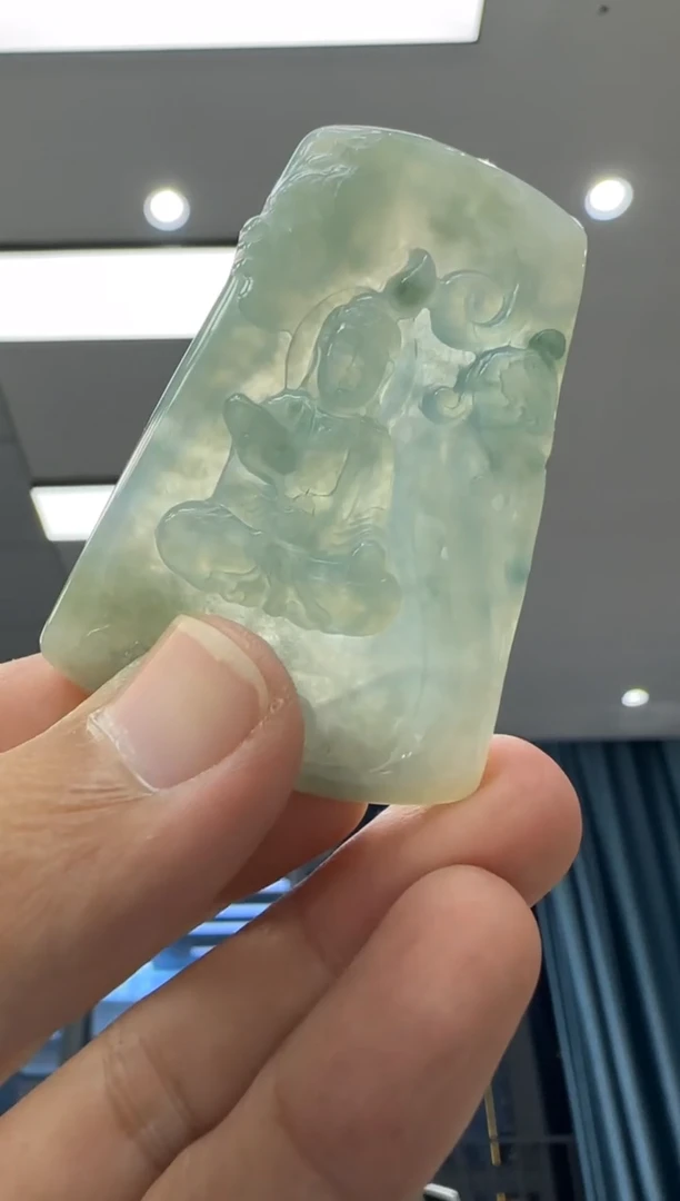 颈饰未镶嵌翡翠天然翡翠A货孤品一件