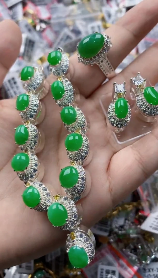 翡翠戒指未镶嵌1111---777777