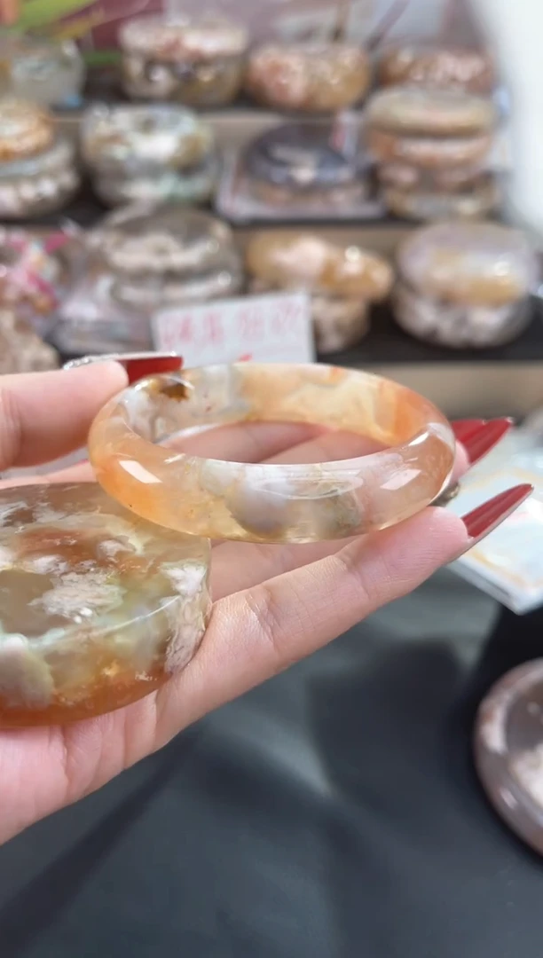 未镶嵌手镯石英质玉54（赠送镯心 不保证完美）