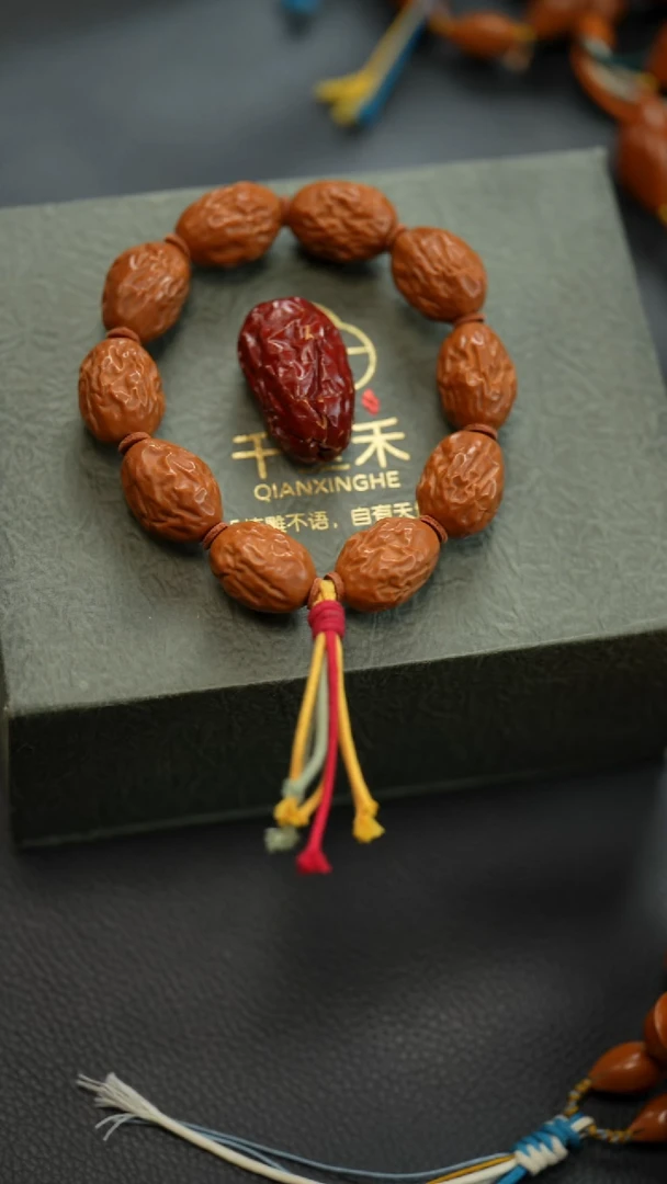 手串/手链橄榄核大枣仿真雕刻