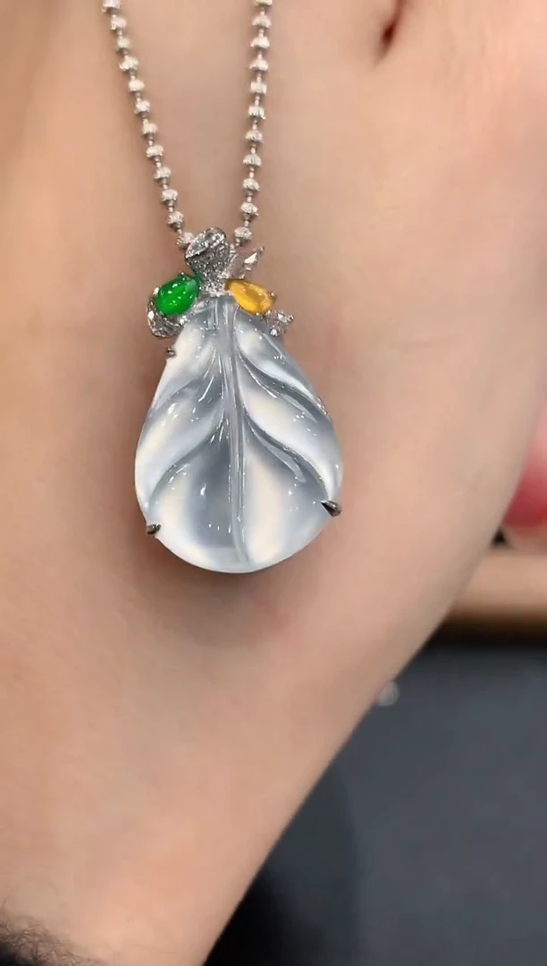 吊坠(不含链)18K金镶嵌翡翠q63