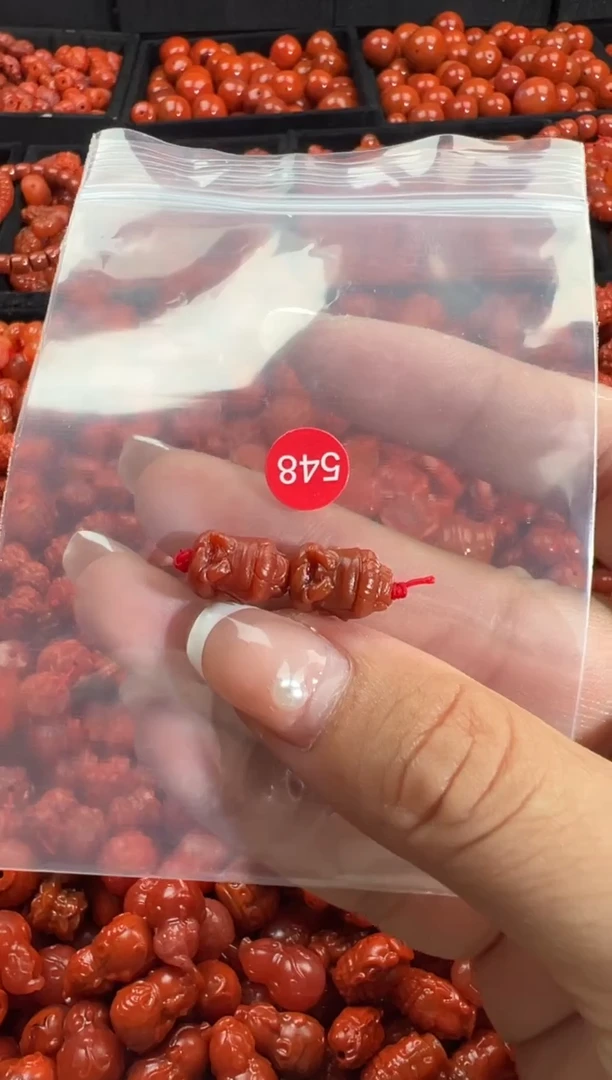 颈饰未镶嵌南红玛瑙2