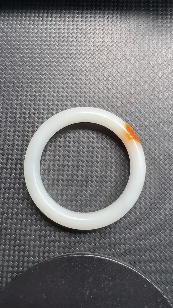 和田玉手镯未镶嵌122圈口58.8