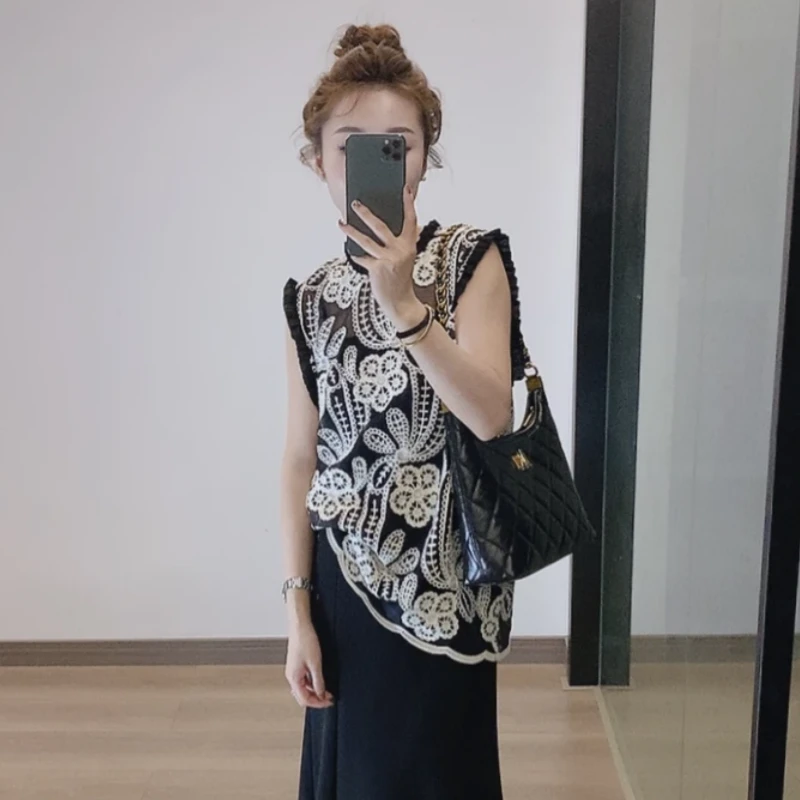 高端复古镂空提花蕾丝上衣女2025夏装高级感轻奢减龄洋气无袖衬衫