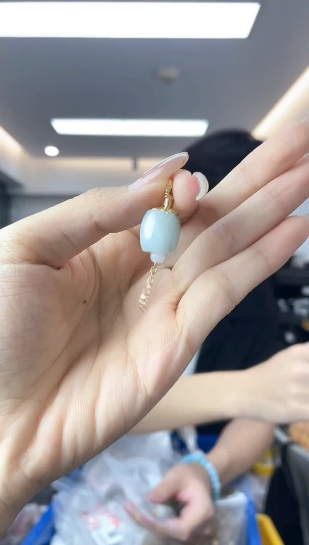 翡翠未镶嵌颈饰多样性一件发货