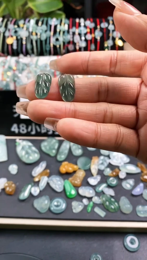 【闪购商品】翡翠裸石叶子------------19.9