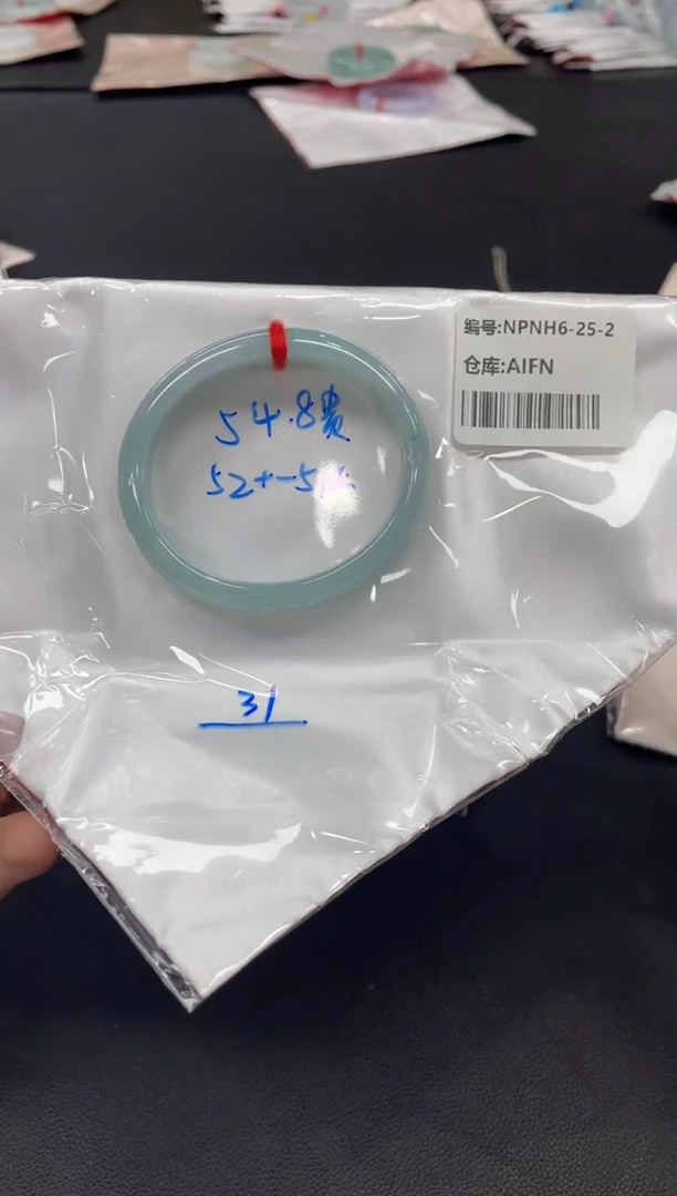 未镶嵌手镯翡翠翡翠手镯