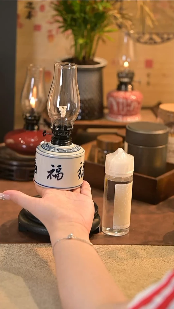 景德镇陶瓷油灯摆件