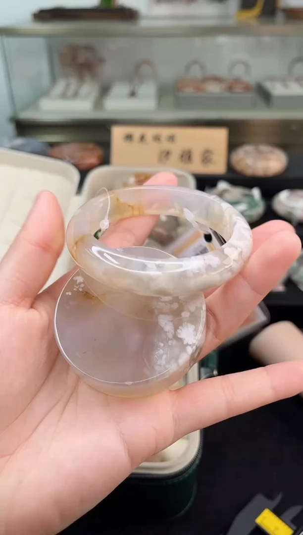 未镶嵌手镯石英质玉59圈口（赠品镯心）3648492