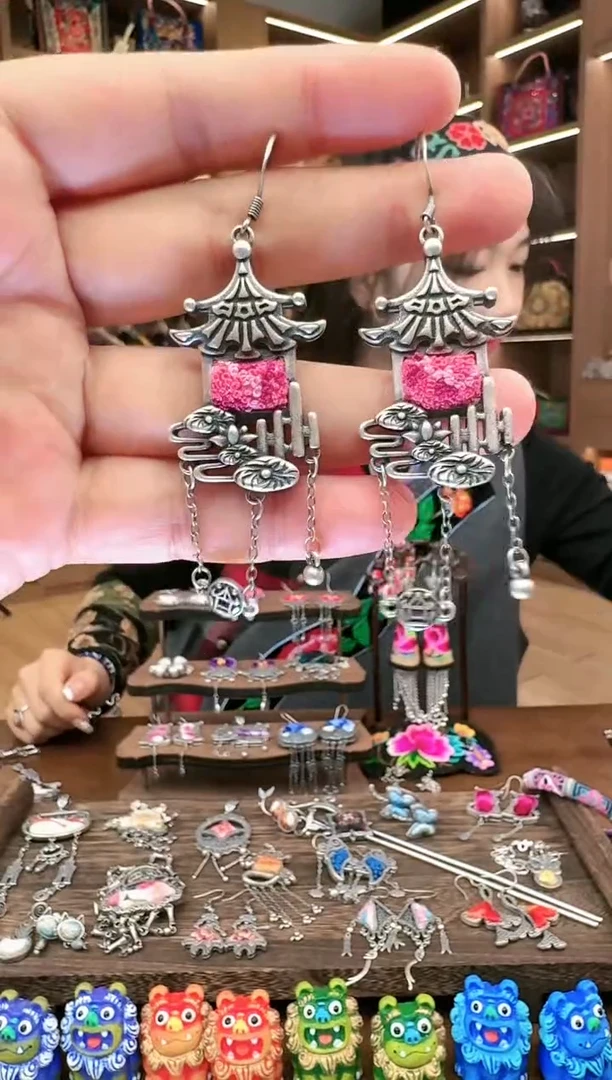 【闪购商品】织绣81戒指耳环吊坠一套