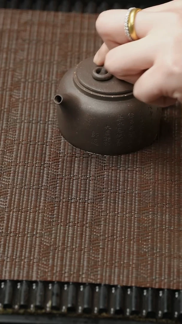 【闪购商品】紫砂茶壶五堂 井栏-刻-95cc