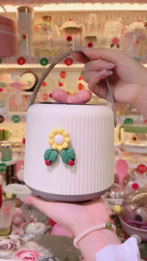 其他品质好发货快放心拍！桌面垃圾桶加2卷垃圾袋