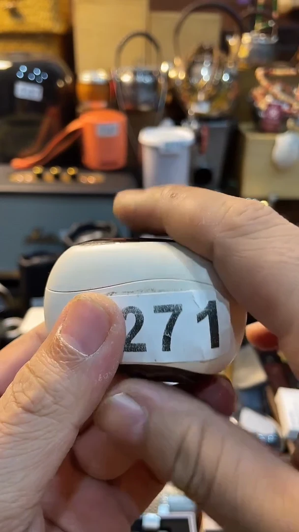 瓷片闪购商品 如图所示