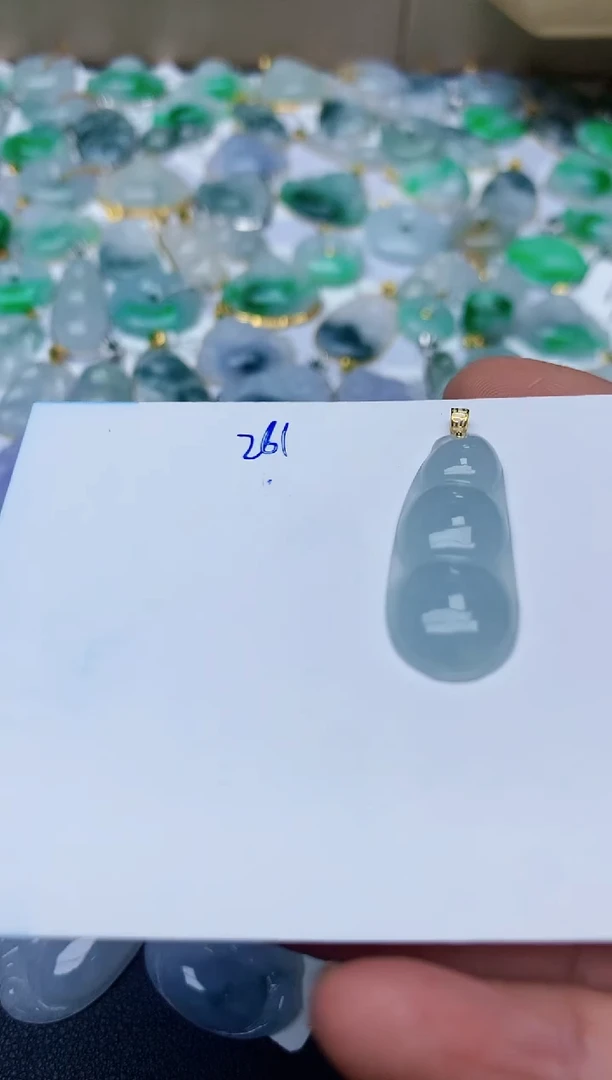 【闪购商品】翡翠颈饰18K金镶嵌天然翡翠A货