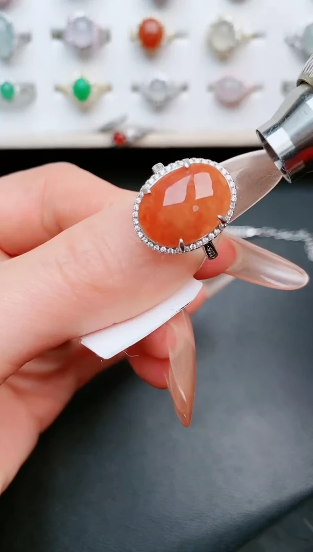 【闪购商品】翡翠戒指银S925镶嵌....