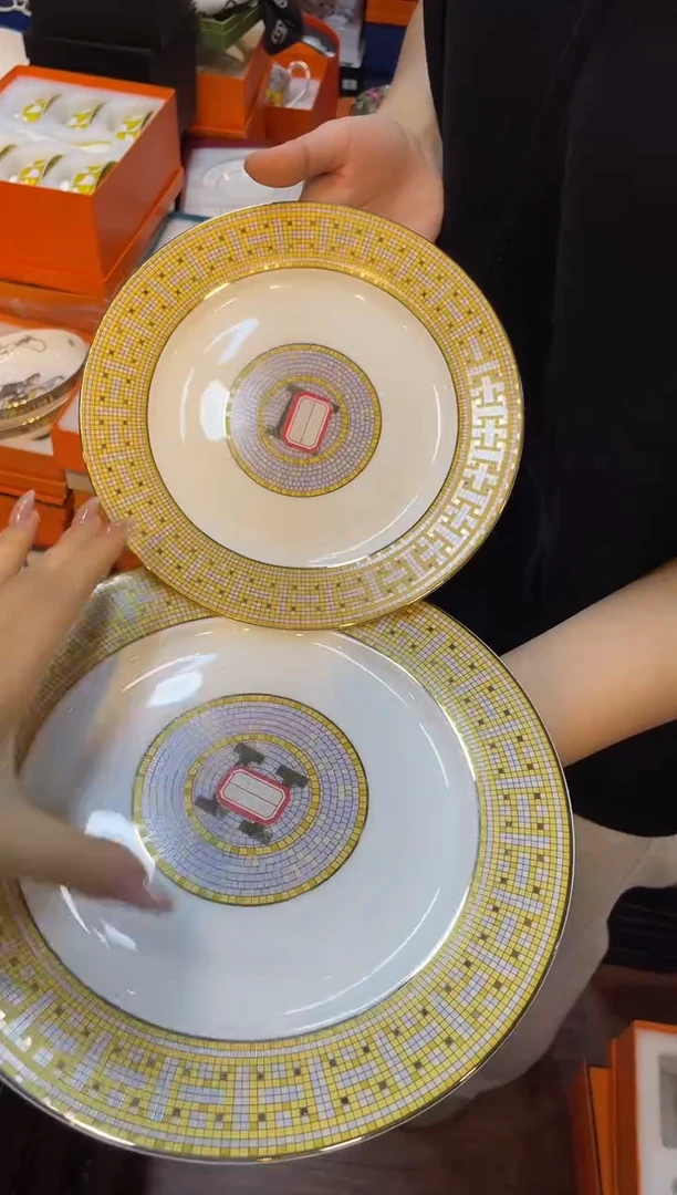 杯鸿辉家品牌瓷器，京东包邮！