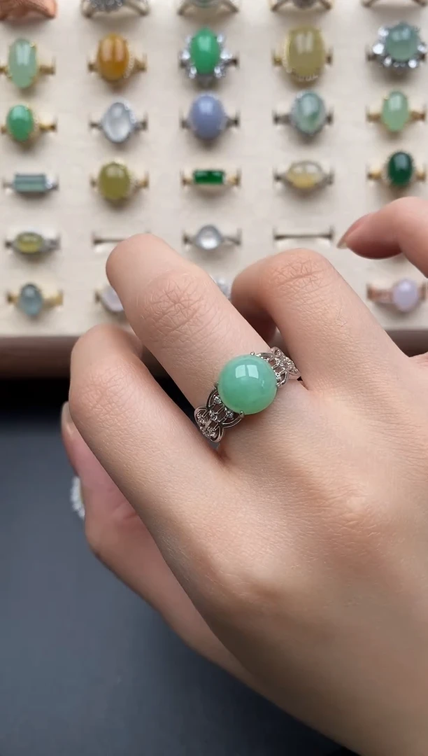 银S925镶嵌戒指翡翠一物一证一礼盒