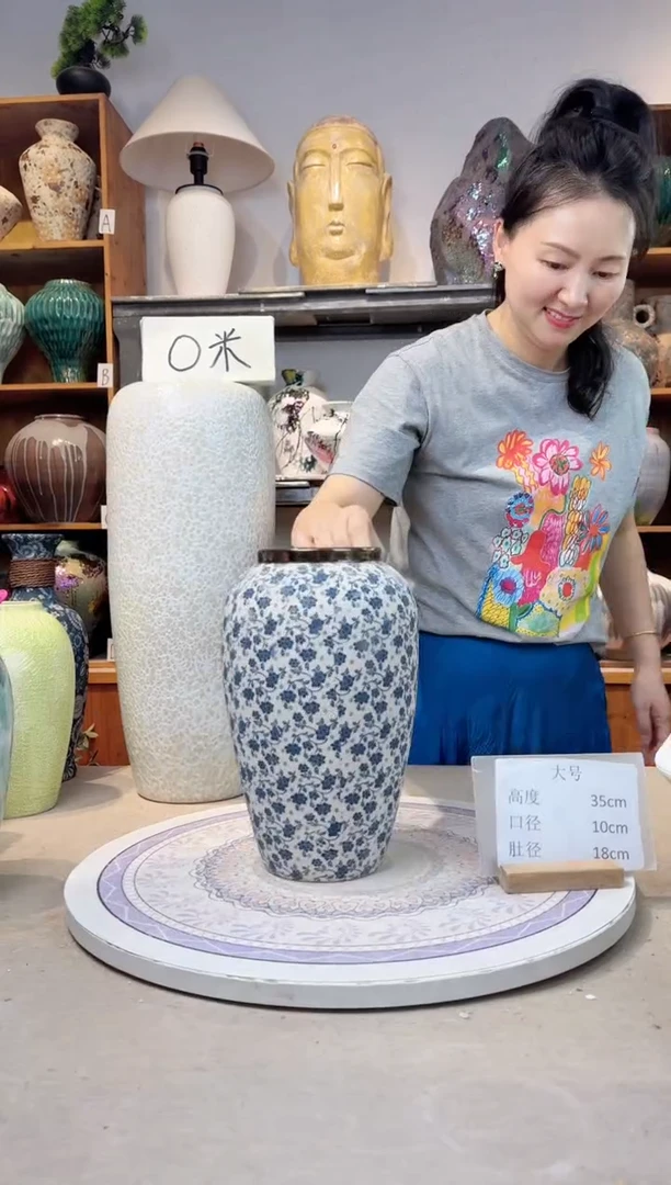 瓶陶瓷花瓶   白底小兰花  中号 微瑕
