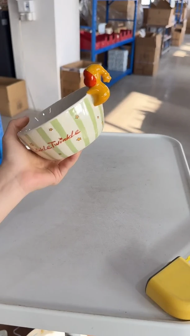 瓷片睡眠星星人碗绿条纹