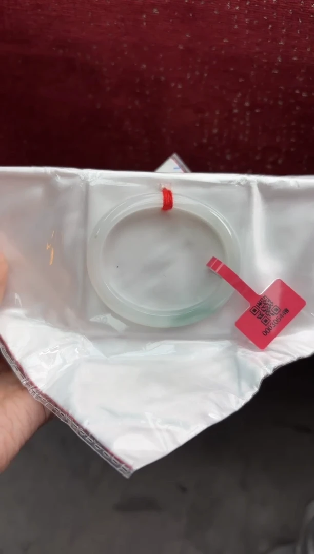 未镶嵌手镯（贵妃镯）翡翠翡翠手镯5