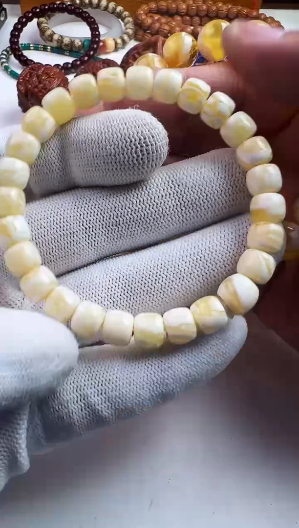 手串蜜蜡未镶嵌蜜蜡