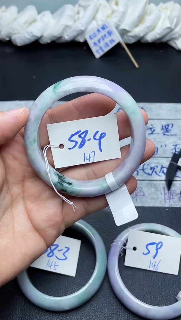 未镶嵌手镯翡翠147