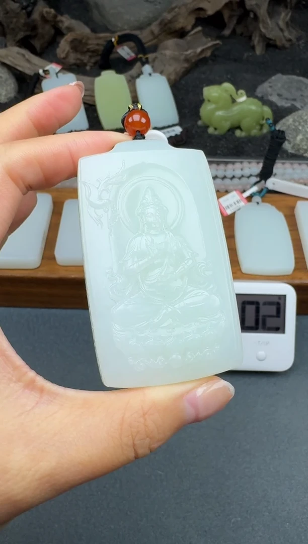 颈饰未镶嵌和田玉3